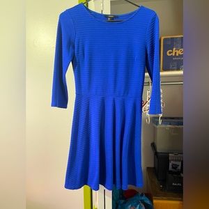 Blue dress, medium